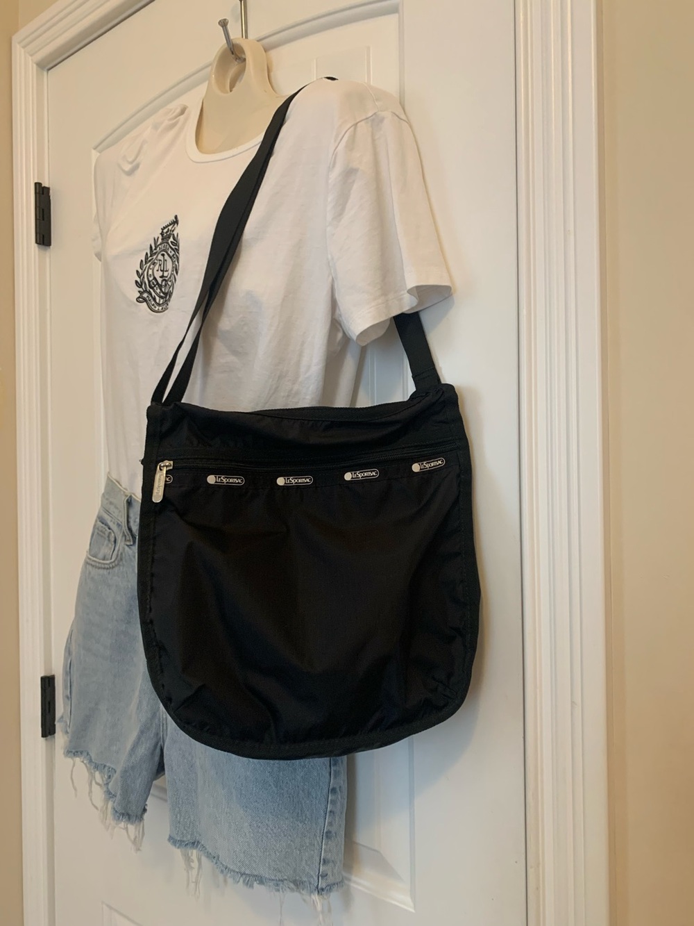 LeSportsac Black Nylon Crossbody Shoulder Bag